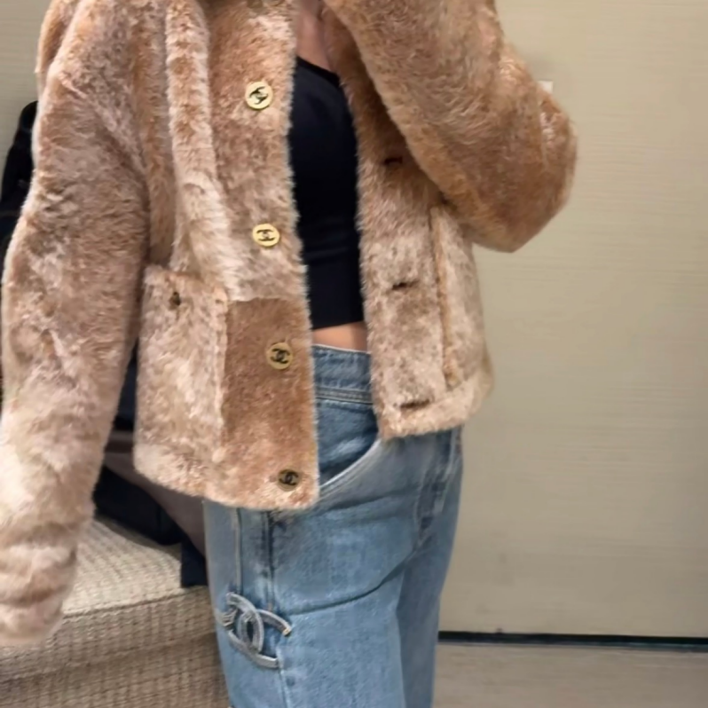 New Fashion Women's CC Lapel Faux Fur Short Coat CQQ1326100809