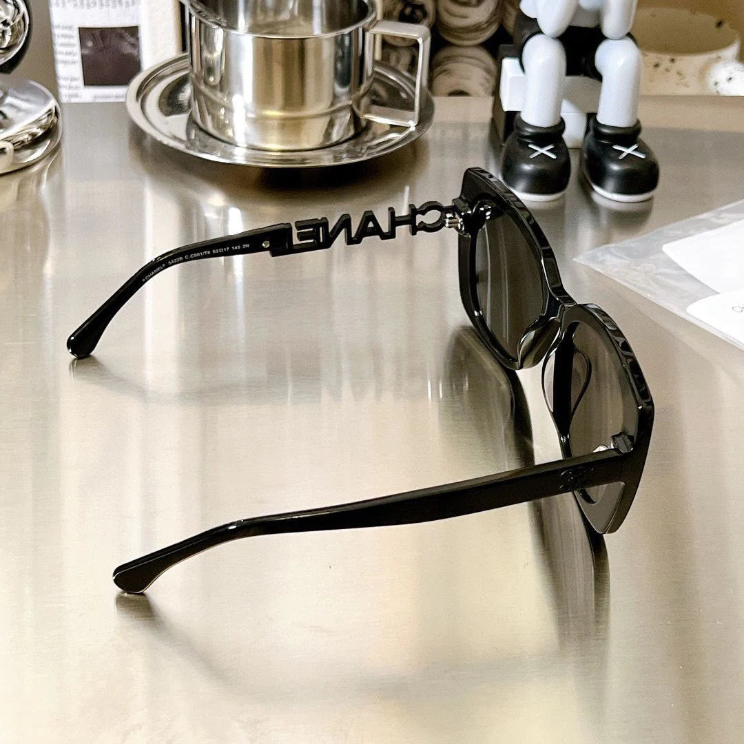 Black Frame Plain UV Protection SunglassesPD05202411904