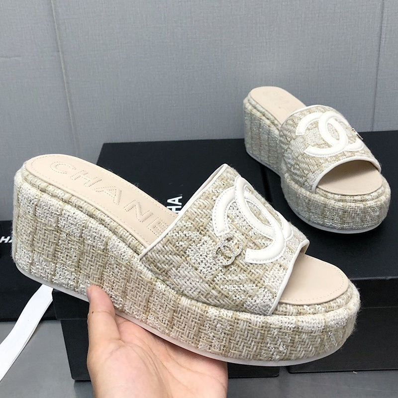 Fashion new wedge platform slippers PD1023072102