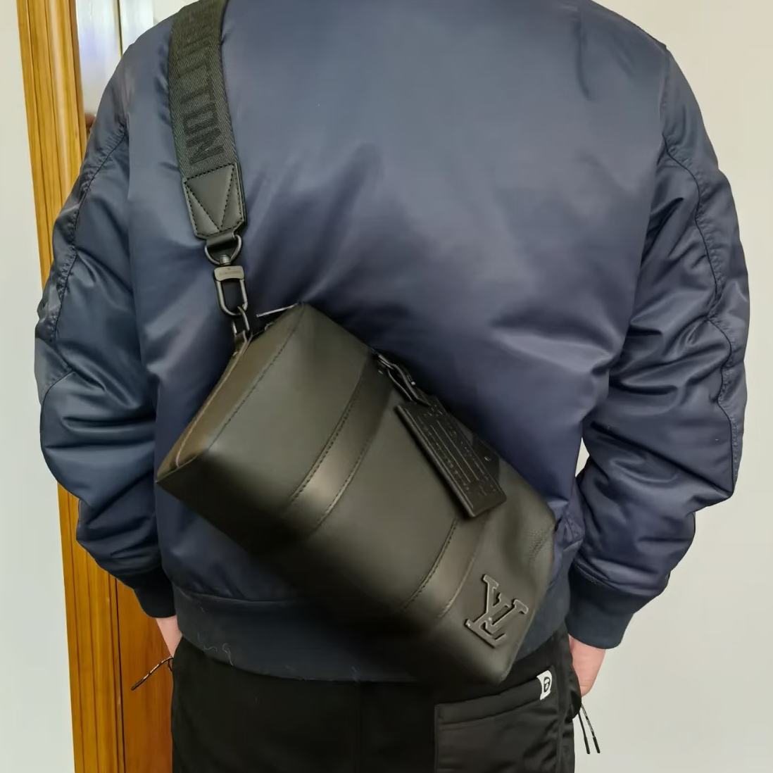 New Handmade Leather Men's BagsXC052026092005