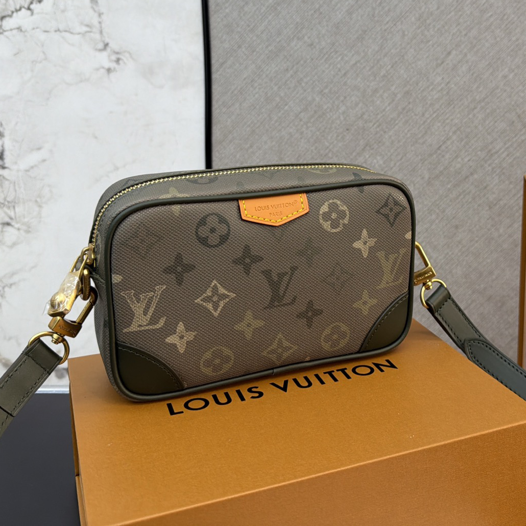 New Handmade Leather Men's BagsXC052026092007