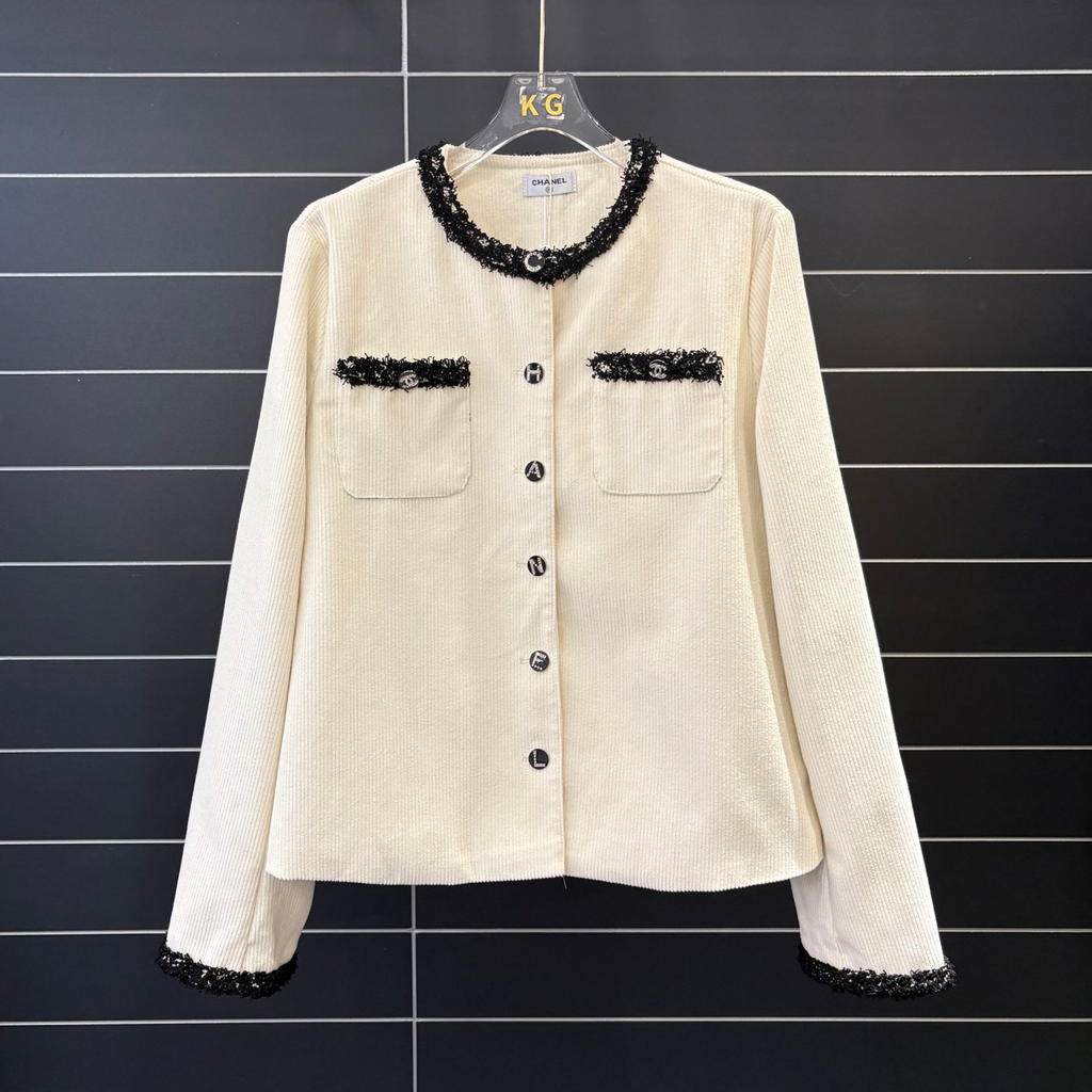 New Black and White Women's SweatersXC052026092101