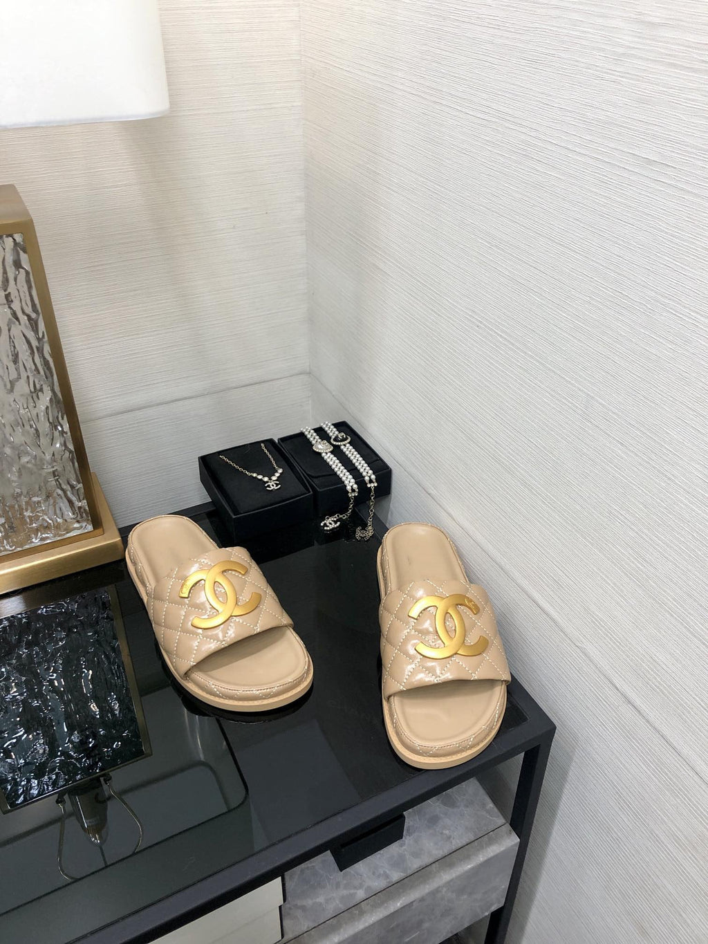 mule sandal 30 beige quilted waxed leather