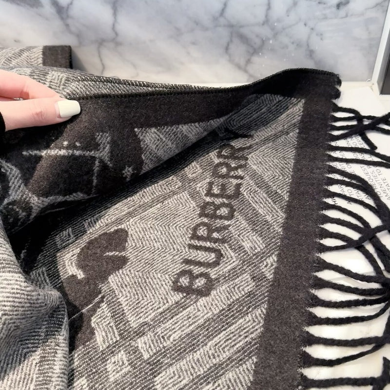 New Fashion Women Knight Horse Jacquard Double Sided Tassel Scarf ZJN1326091410