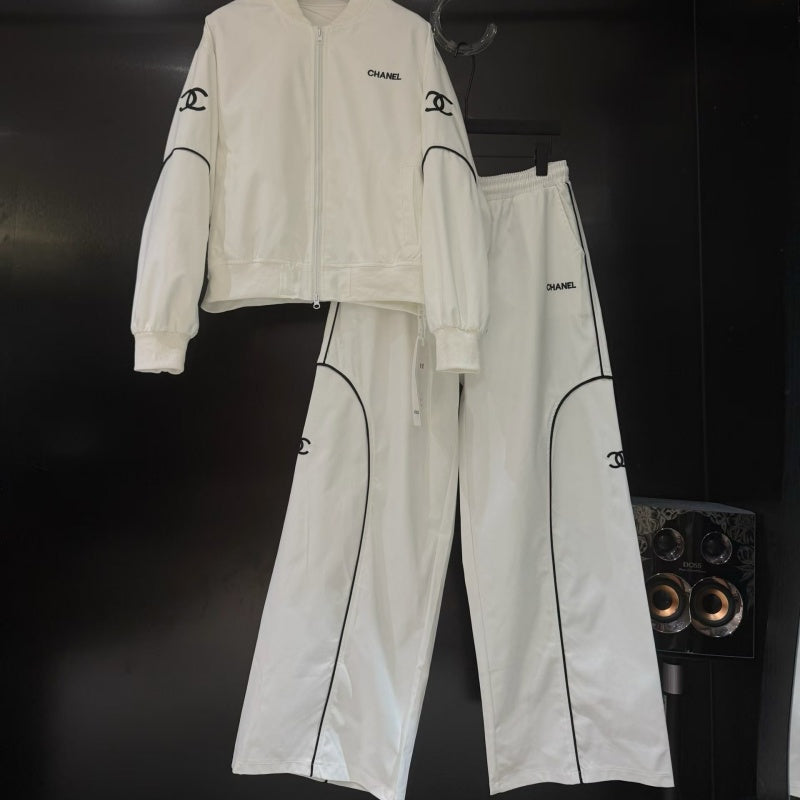 New Fashion Women Embroidered Casual Tracksuit  DM1326091421