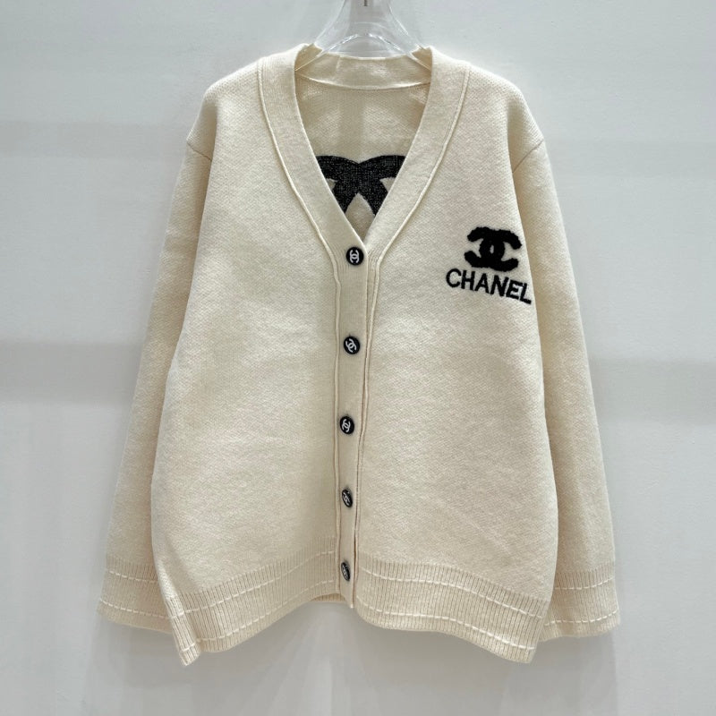 New Fashion Women's CC V-Neck Jacquard Knit Cardigan DM1326100803