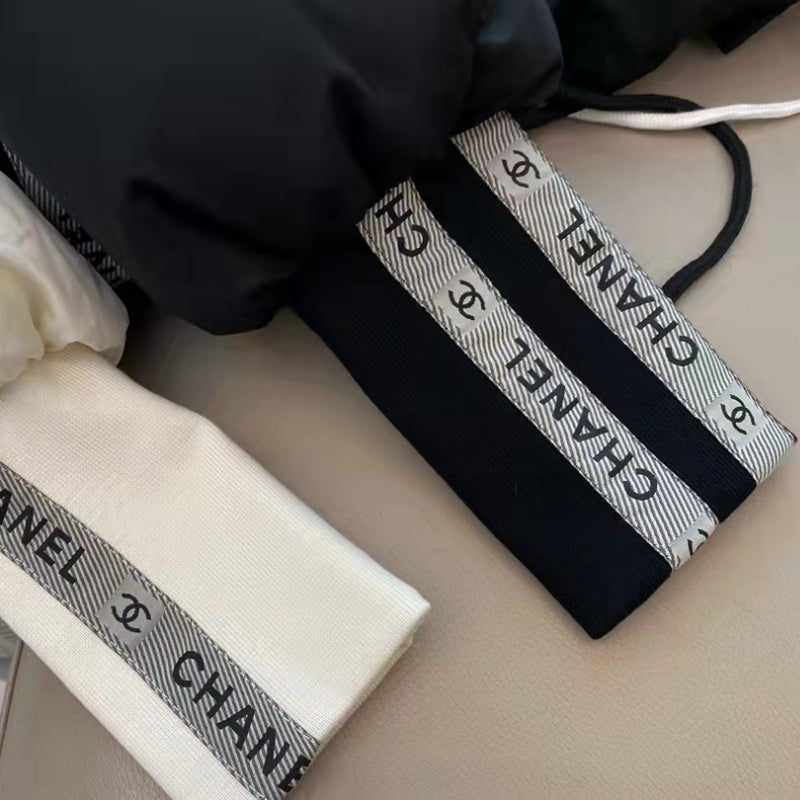 New Fashion Women's CCHooded Short Puffer Down Jacket DM1326100816