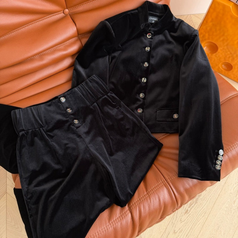 New Fashion Women's CC Velvet Jacket & Pants 2 Piece Set DM1326100829