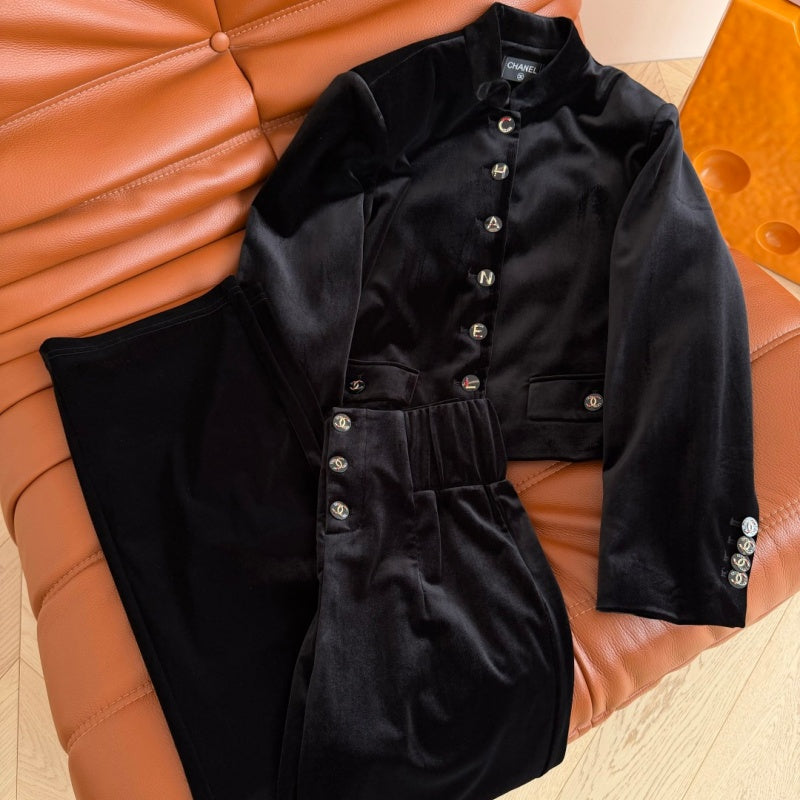 New Fashion Women's CC Velvet Jacket & Pants 2 Piece Set DM1326100829
